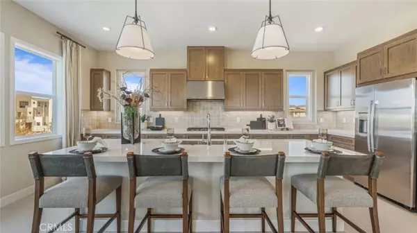 Irvine, CA 92618,175 Proctor