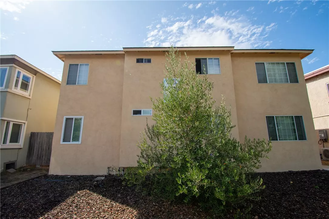 El Segundo, CA 90245,906 E Imperial