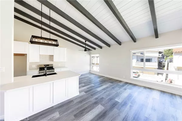 San Clemente, CA 92672,113 Loma LN