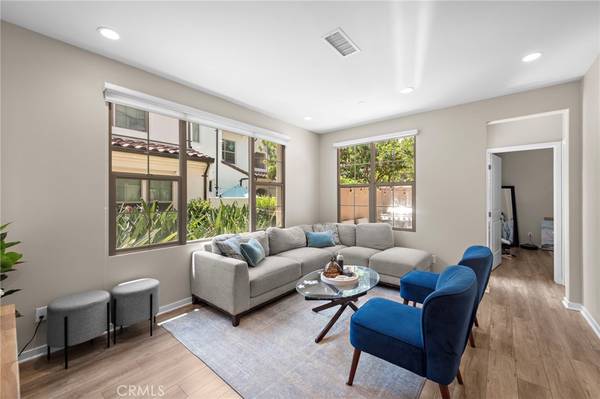 Irvine, CA 92618,107 Tubeflower