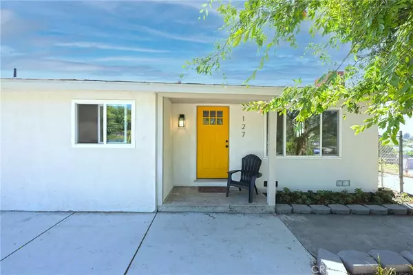 Fallbrook, CA 92028,127 E College