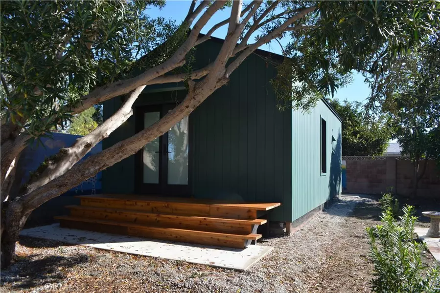 17126 Sandra Lee LN, Huntington Beach, CA 92649