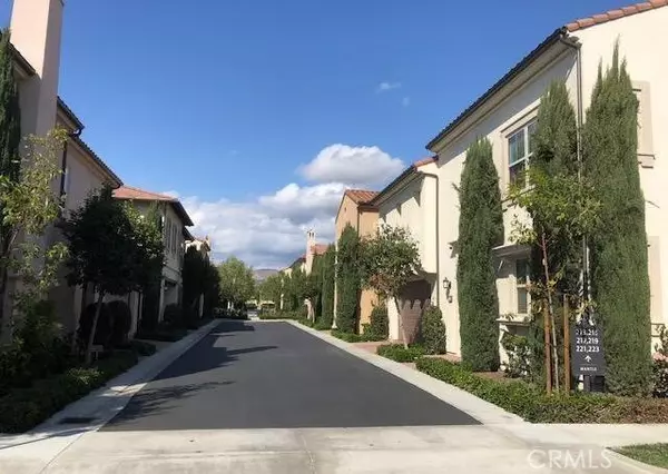 Irvine, CA 92618,213 Mantle