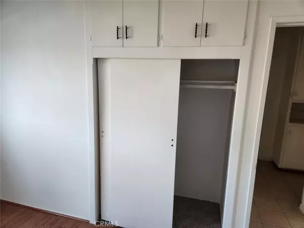 Lawndale, CA 90260,15718 1/2 Larch AVE