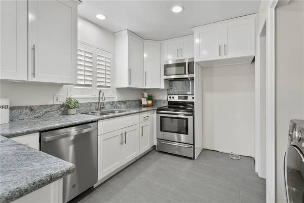 Huntington Beach, CA 92646,19854 Leighton LN