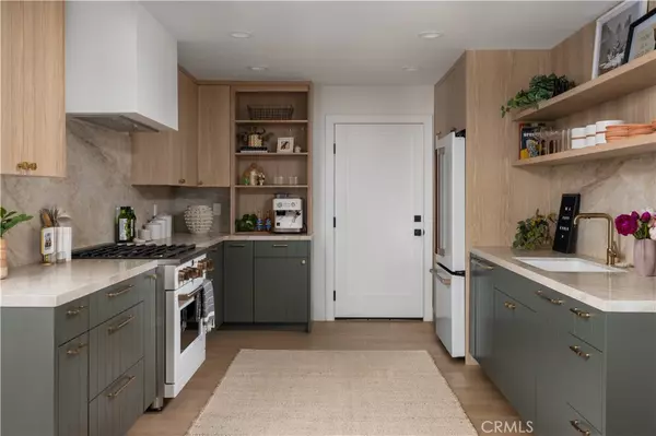 Costa Mesa, CA 92627,1947 Sundance