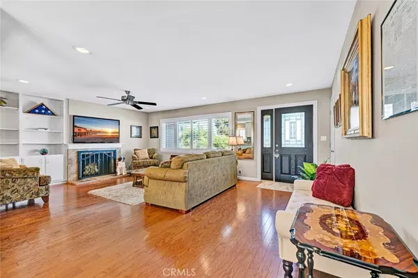 San Clemente, CA 92672,255 Monte VIS #11