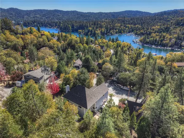 27732 North Bay, Lake Arrowhead, CA 92352