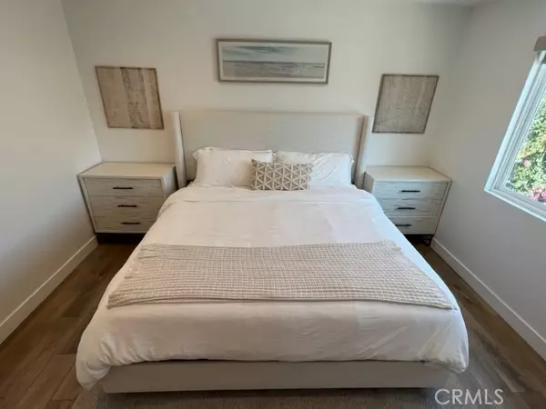 Newport Beach, CA 92663,123 36th