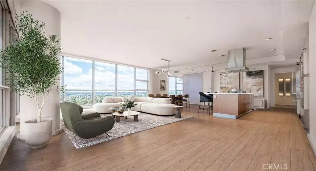 Santa Ana, CA 92707,9 MacArthur Place #407