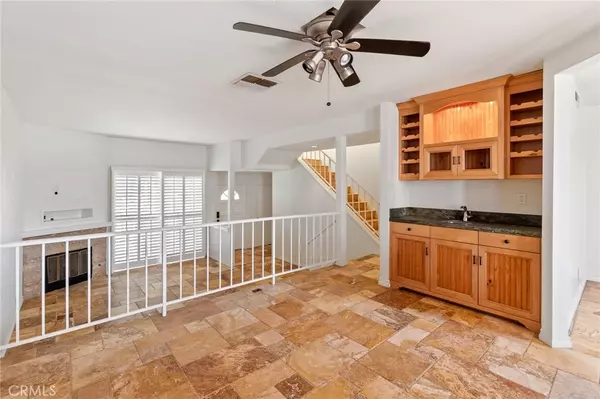 Costa Mesa, CA 92626,2330 Vanguard WAY #C103
