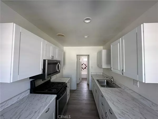 Paramount, CA 90723,14416 Orange AVE #D