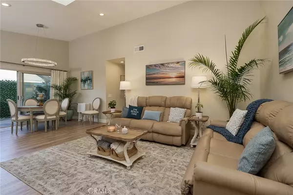 Huntington Beach, CA 92646,8856 Sutter #522 A