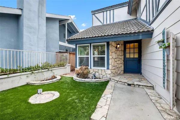 Laguna Hills, CA 92653,25012 Carol LN