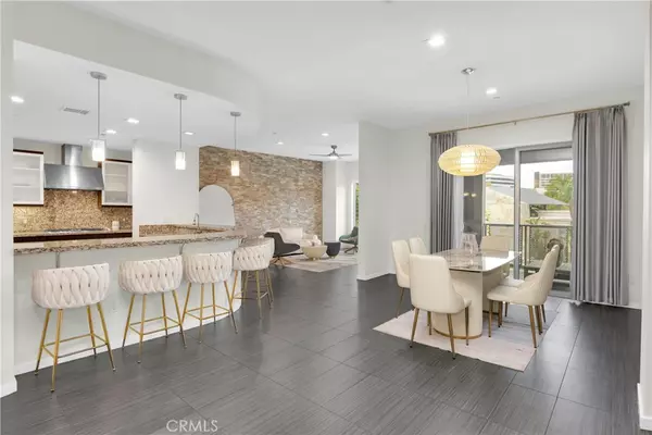 21 Gramercy #220, Irvine, CA 92612