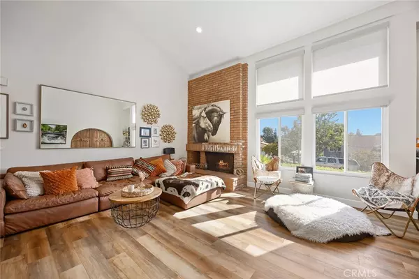 Yorba Linda, CA 92886,5031 Fairway View