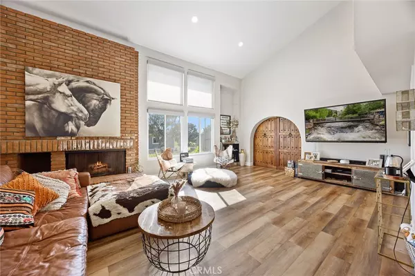 Yorba Linda, CA 92886,5031 Fairway View