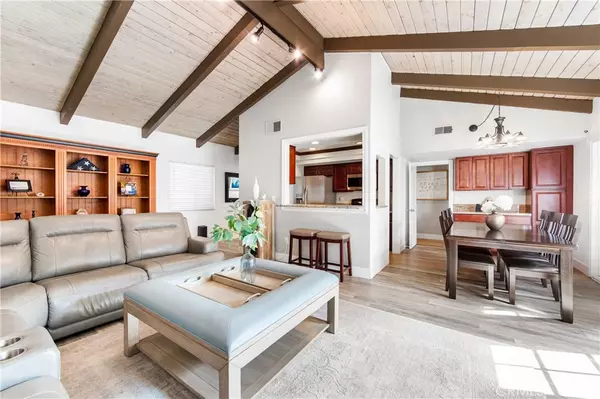 Fullerton, CA 92833,1283 Paseo Dorado #31