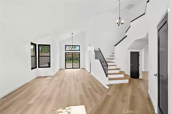 Rancho Santa Margarita, CA 92688,1 San Vincente