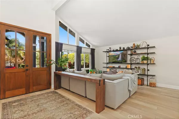 Mission Viejo, CA 92691,23962 Warsaw