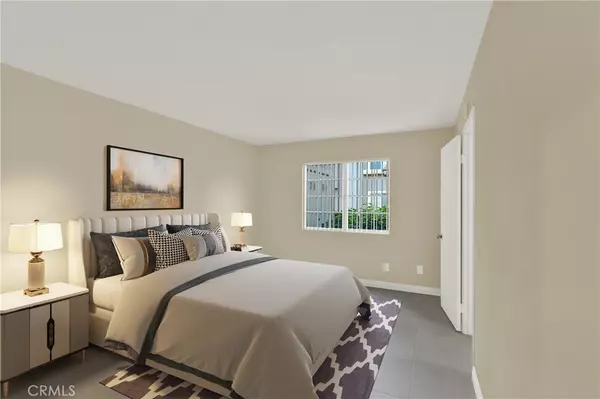 Irvine, CA 92614,6 Greenfield