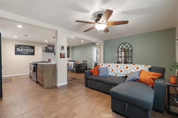 Whittier, CA 90605,11116 Leland