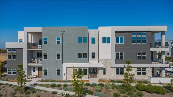 445 Sora, Irvine, CA 92618