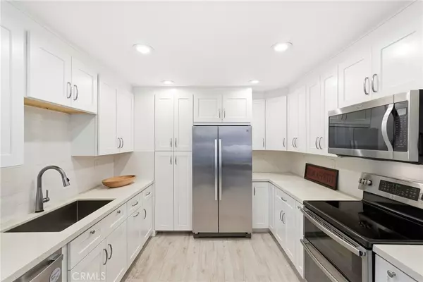 Long Beach, CA 90815,7890 E Spring ST #10G