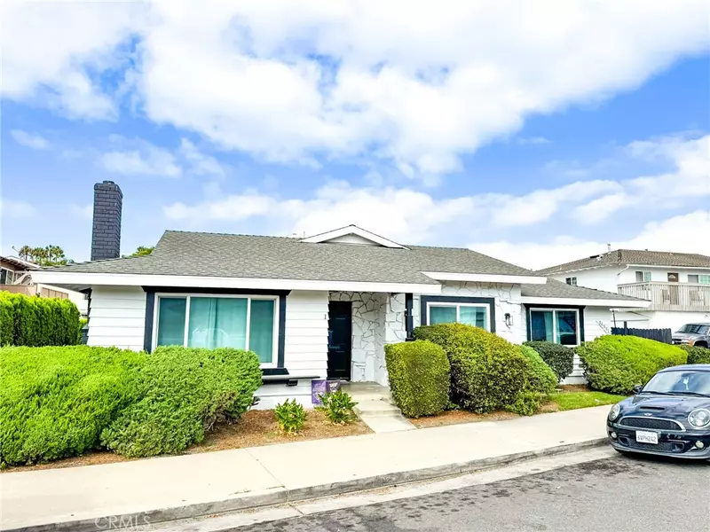16531 Sabot LN, Huntington Beach, CA 92647