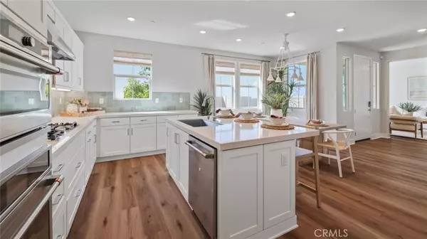 752 Edward Scholle DR, Camarillo, CA 93010