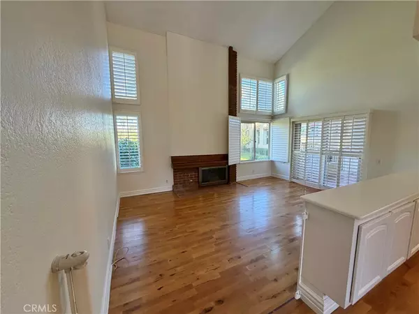 Mission Viejo, CA 92691,26553 Lucinda