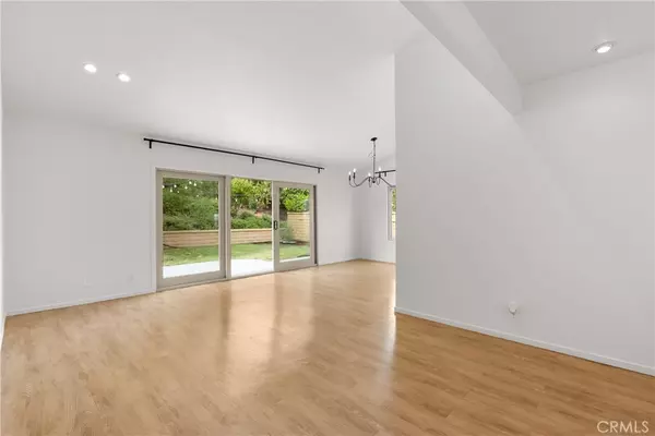 Mission Viejo, CA 92691,21691 Cabrosa