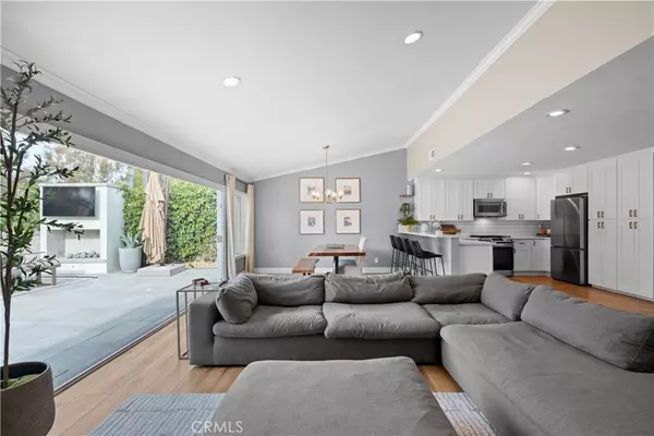 Mission Viejo, CA 92692,27821 Abadejo