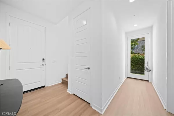 Mission Viejo, CA 92692,2 Hideaway Loop