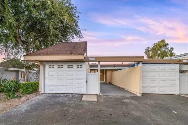 Laguna Hills, CA 92653,22321 Caminito Mescalero #226