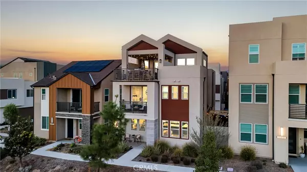 Irvine, CA 92618,233 Tank