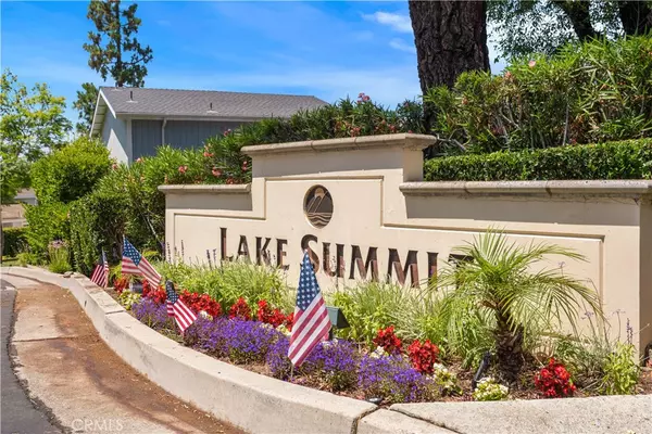 Anaheim Hills, CA 92807,909 S Lake Summit DR