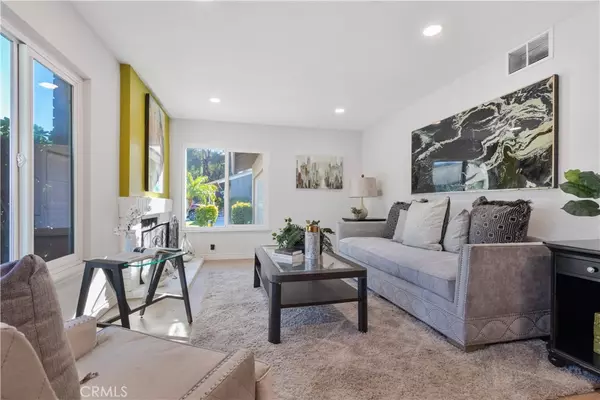 West Covina, CA 91792,1736 E Oakridge