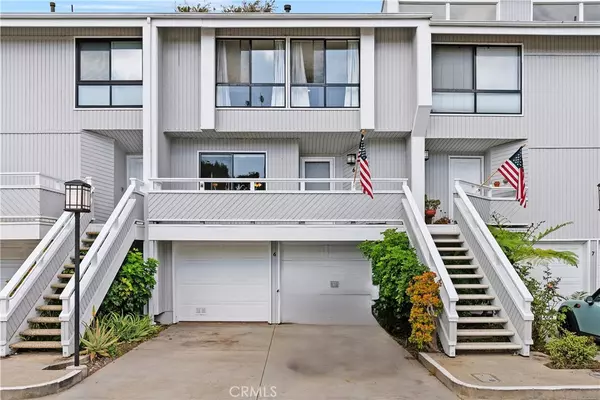 6 Serena CT, Newport Beach, CA 92663