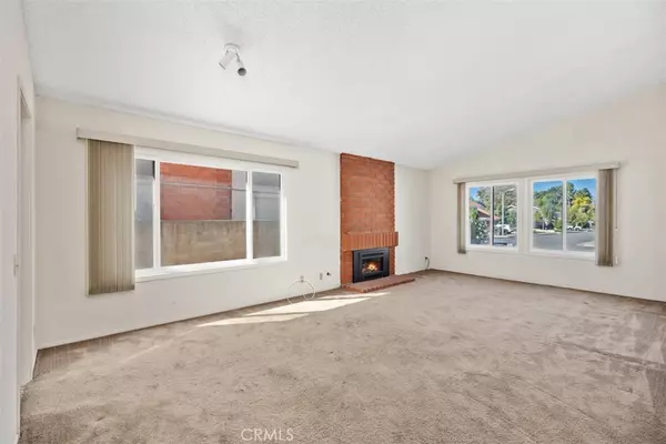 Lake Forest, CA 92630,22322 Silent Brook