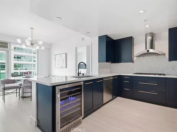 3141 Michelson #1007, Irvine, CA 92612