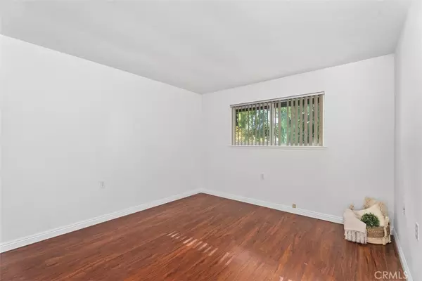 Laguna Woods, CA 92637,2117 Via Puerta #P