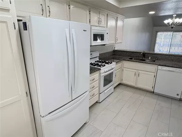 Irvine, CA 92604,85 Sandpiper