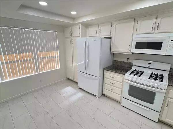 Irvine, CA 92604,85 Sandpiper