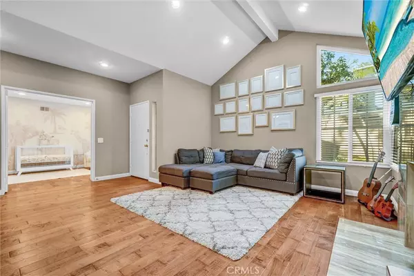 Anaheim, CA 92807,862 S Sapphire