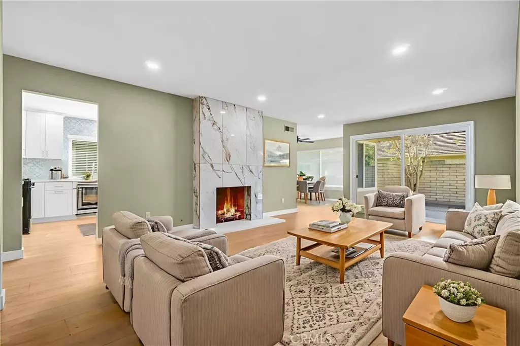 Irvine, CA 92612,8 Dogwood S