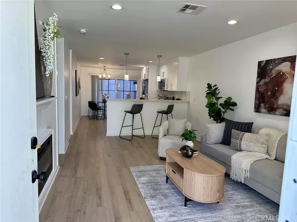 Placentia, CA 92870,1080 Driftwood CIR