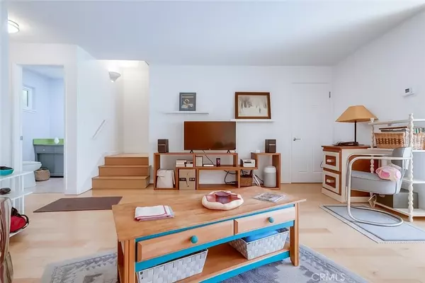 11138 Aqua Vista #43, Studio City, CA 91602