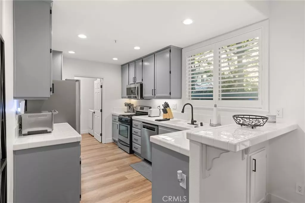 Huntington Beach, CA 92648,19172 Holly LN #D