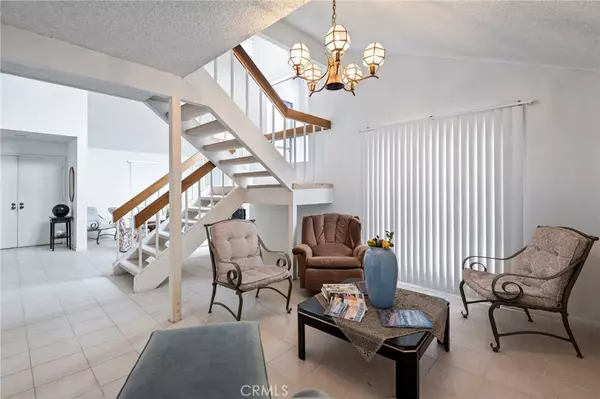Huntington Beach, CA 92646,8342 Seaport